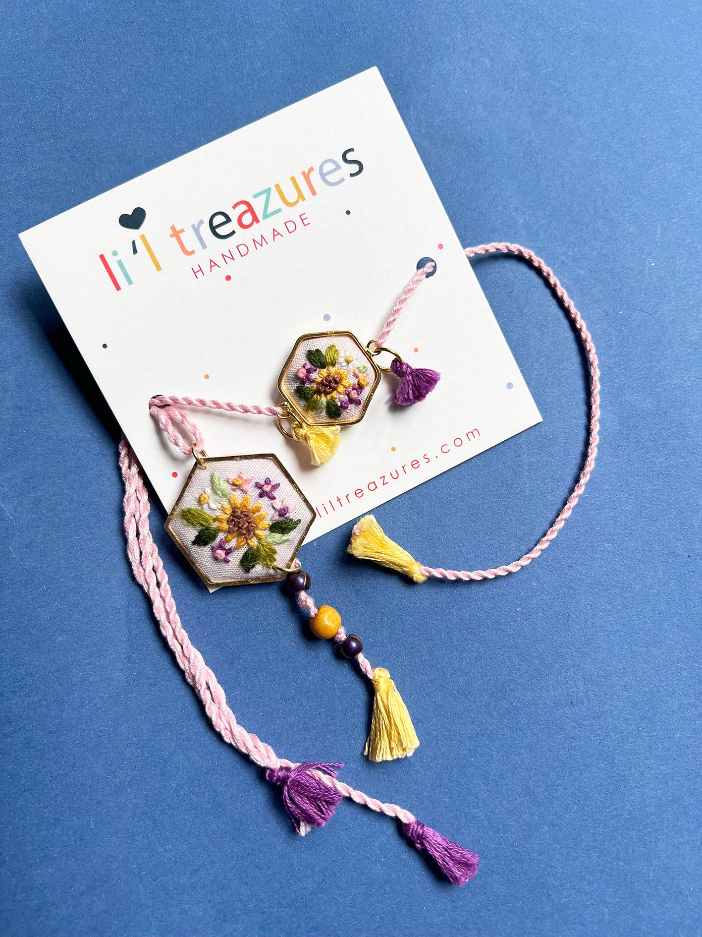 Sunflower Round Rakhi & Lumba Set