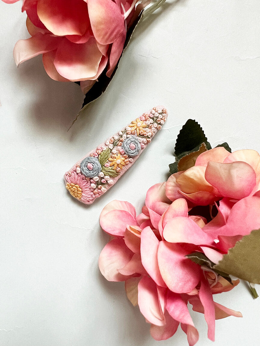 Pink charm hand embroidered clip for kids | Multicoloured