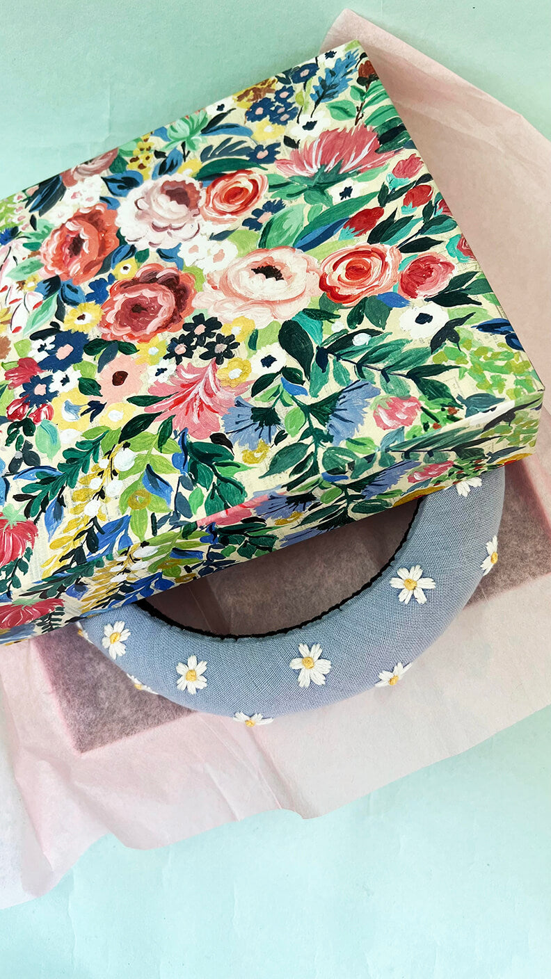 Daisy flower padded hand embroidered hairband | Powder Blue