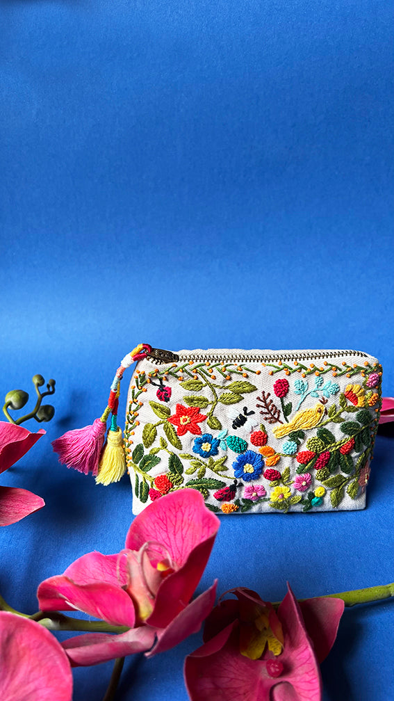 Vintage flair garden Keepsake pouch