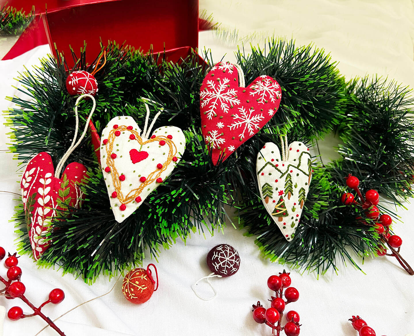 Hanging Hearts Christmas ornaments |  4 hearts & 3 felt Balls