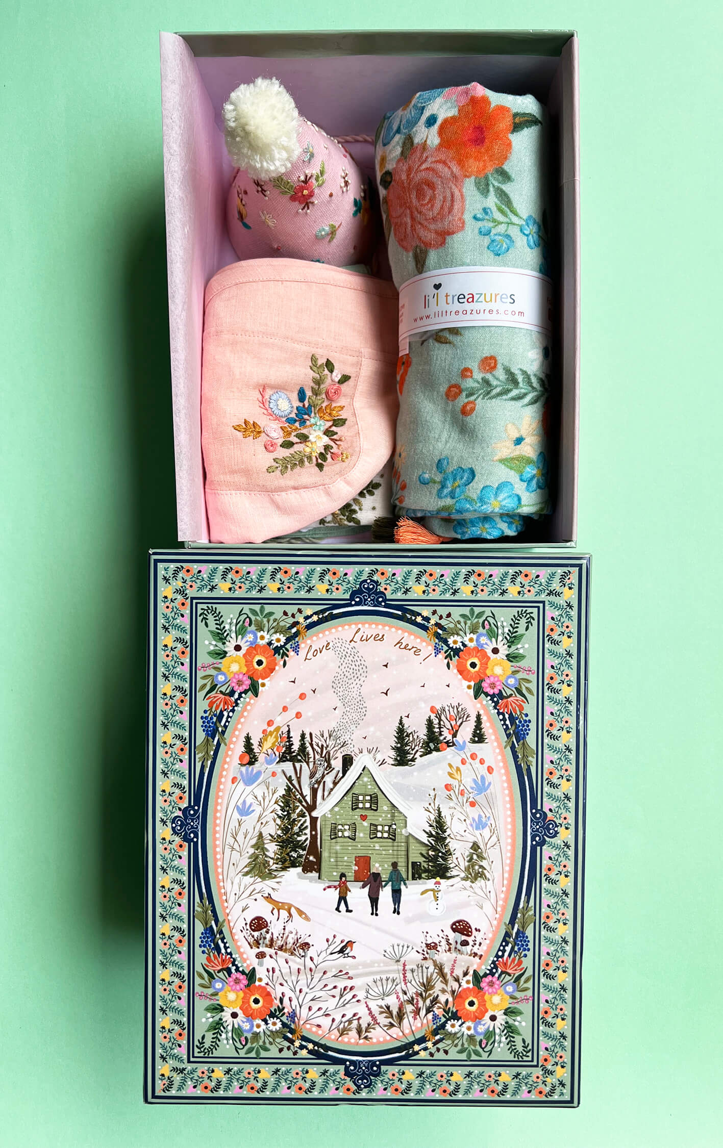 Hiver Gift Hamper for Newborn Baby Girl