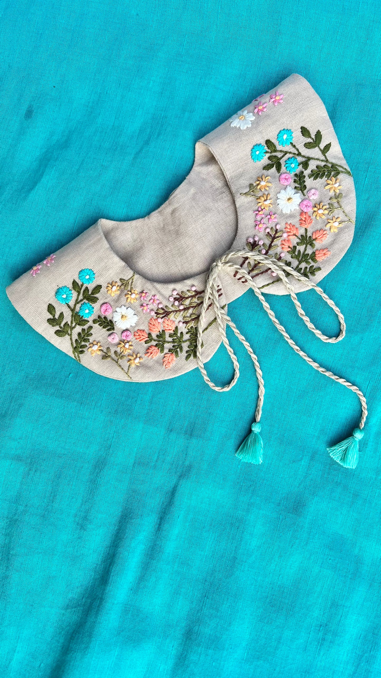 Flora Hand embroidered Peter Pan detachable collar for kids