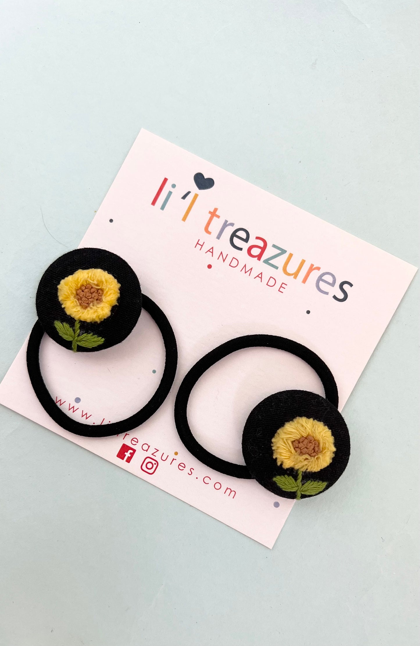 Sun bloom hand embroidered hair tie | Black