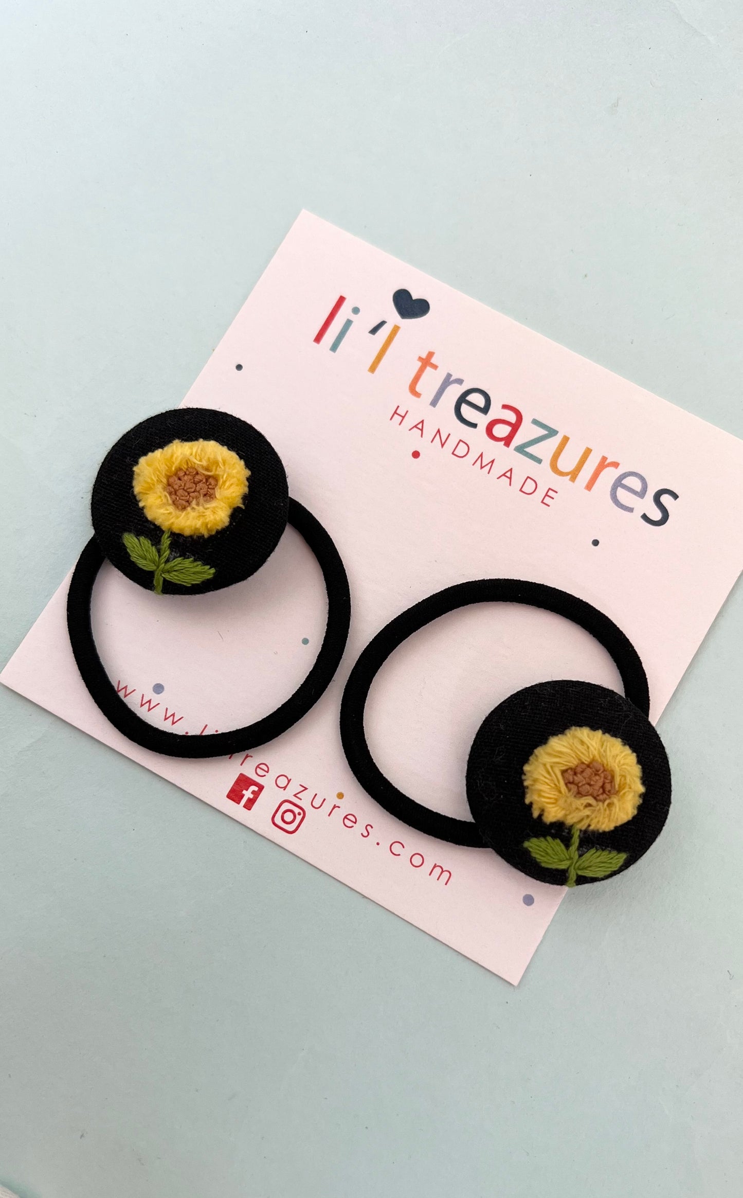 Sun bloom hand embroidered hair tie | Black