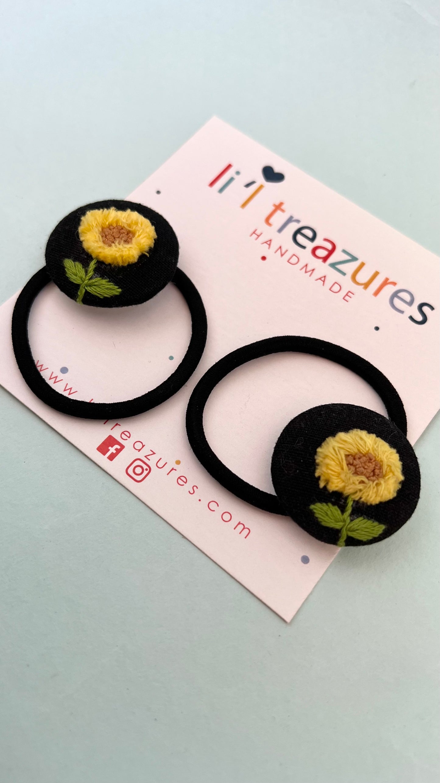 Sun bloom hand embroidered hair tie | Black