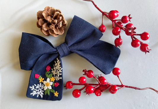 Navy blue bloom Bow clip | Cotton linen