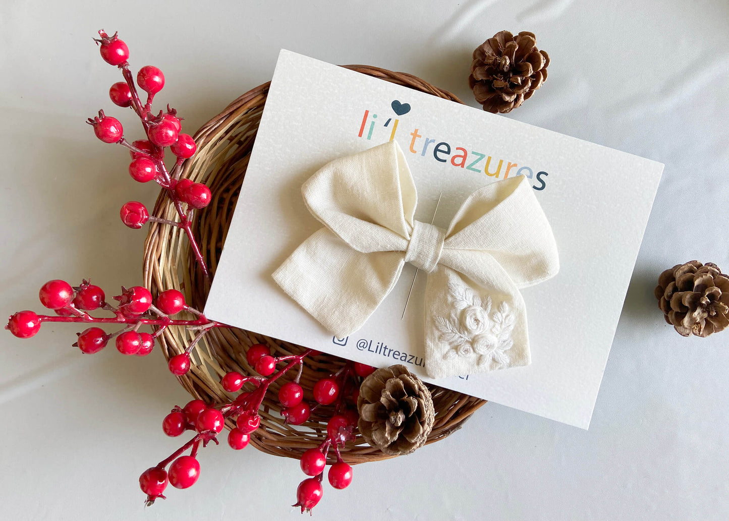 Snow White Bow clip | Cotton linen